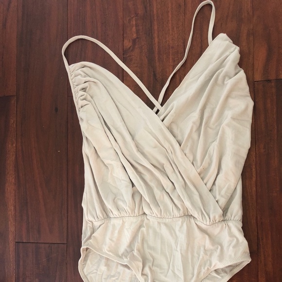 UO Crossed Bodysuit - Picture 2 of 4